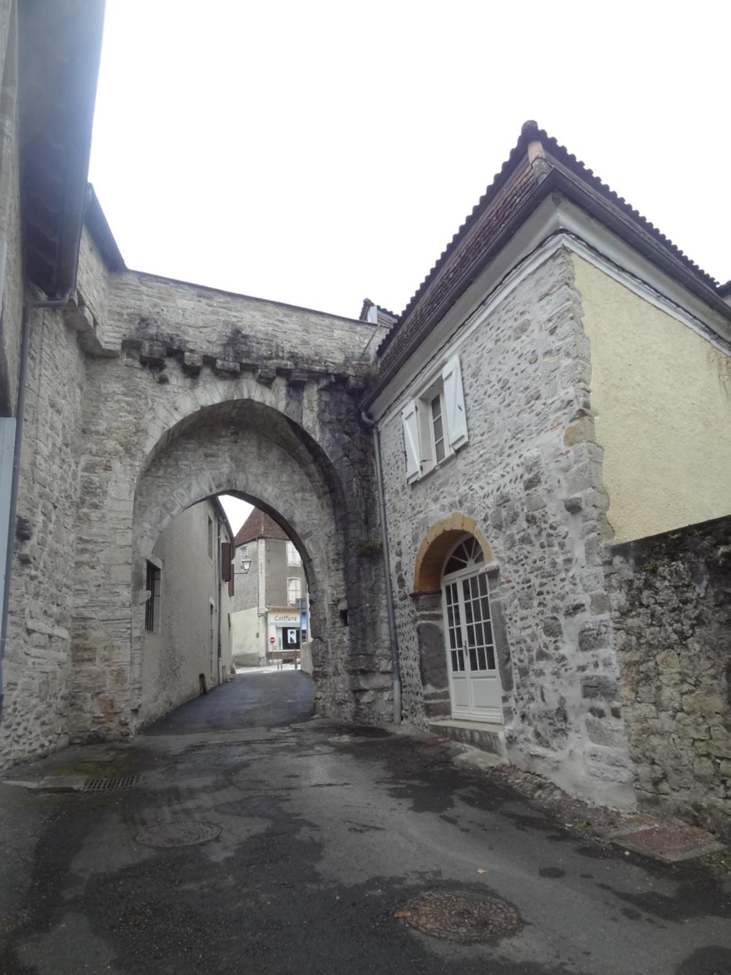 Le Pelerine Villa Sauveterre-de-Bearn Exterior photo